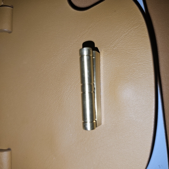 Zac Posen Brigette belted crossbody bag. - Picture 3 of 9